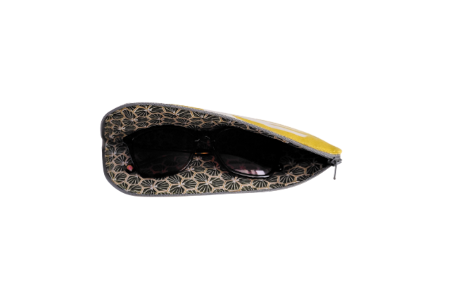 Swallow print glasses/sunglasses case in yellow and white
